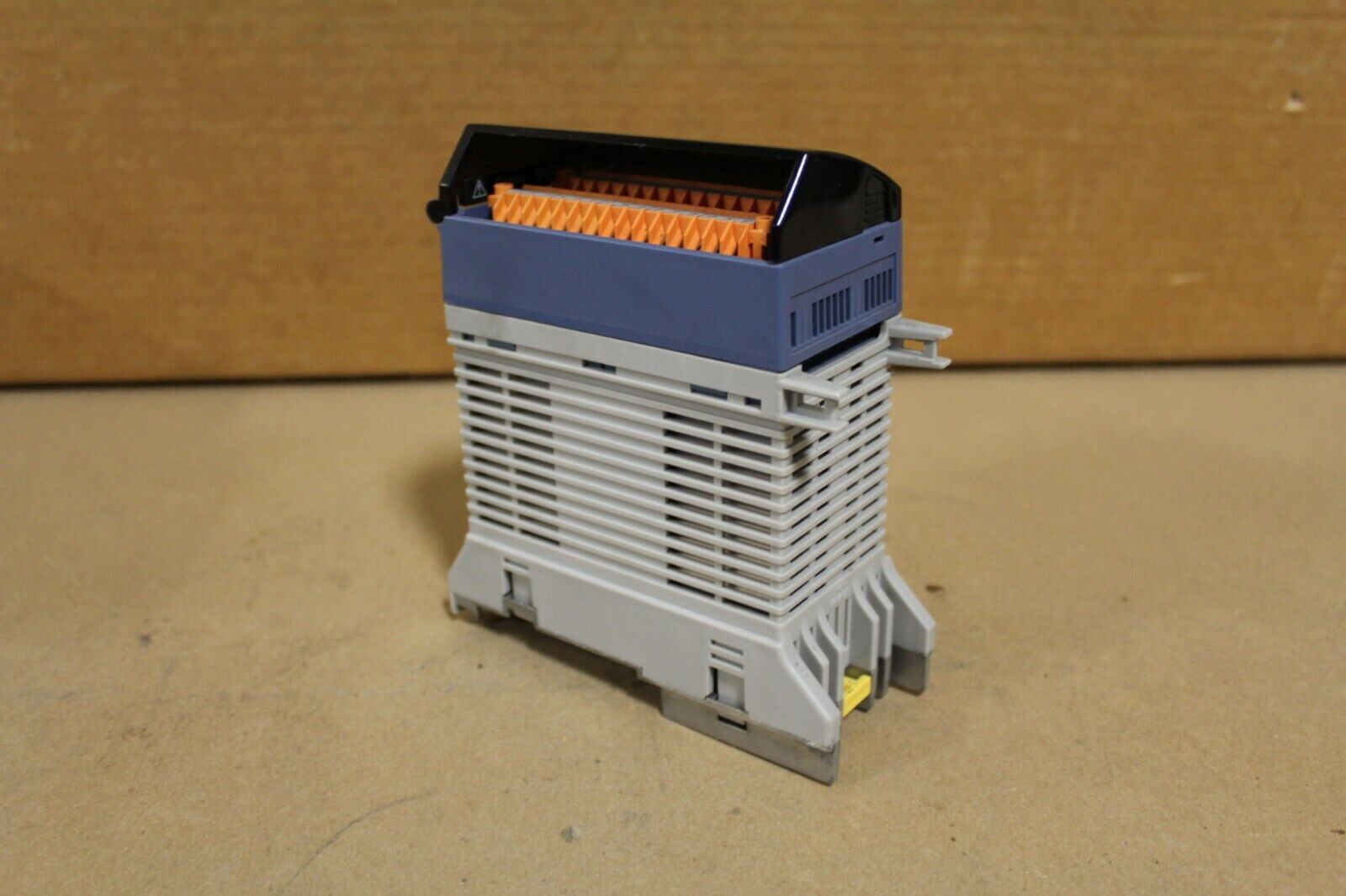 Yokogawa DaqMaster MX125-MKC-M10 Output Module