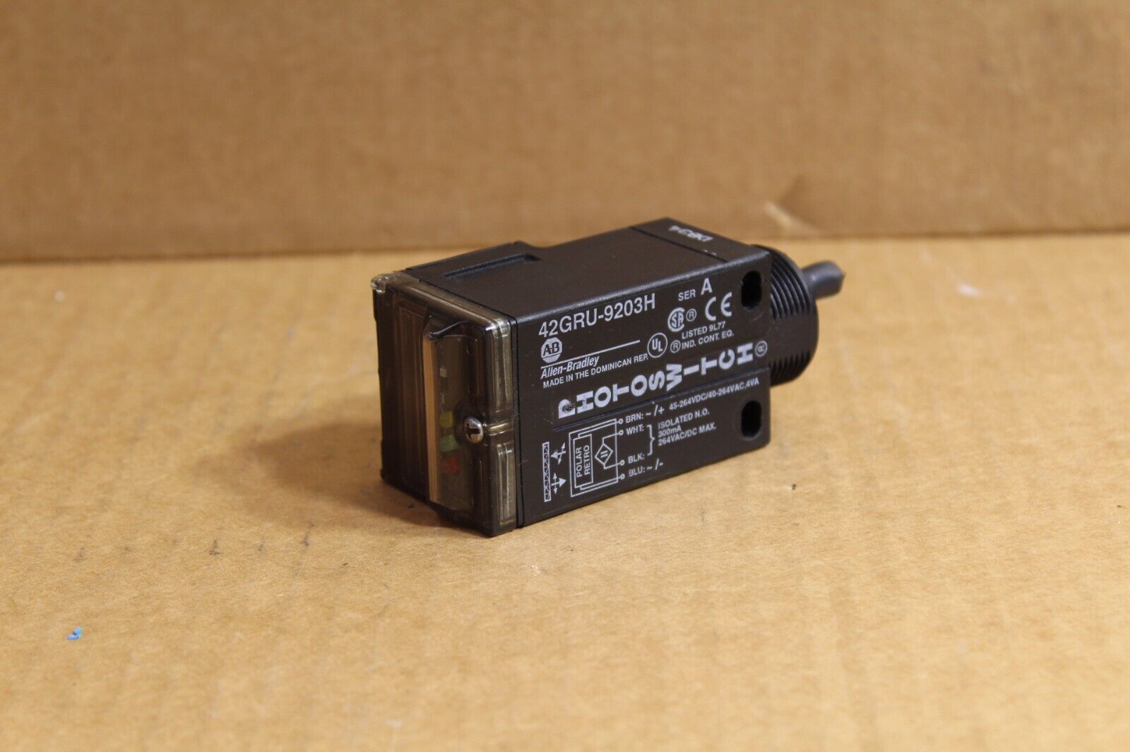 Allen-Bradley 42GRU-9203H Photoswitch Sensor
