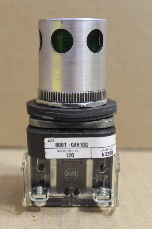 Allen Bradley 800T-QAH10G Green Push Button