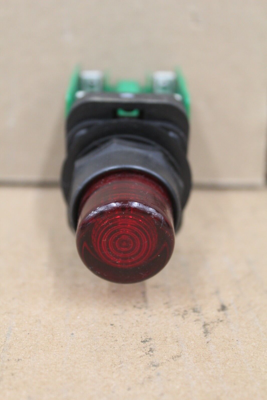 Allen Bradley 800H-QRBH2RAP Red Push Button