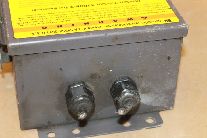 STI MS4336B-2 SAFETY LIGHT CURTAIN CONTROL