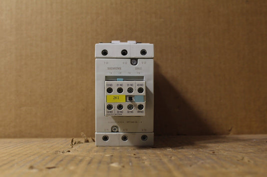 Siemens 3RT1045-1BB44 Contactor