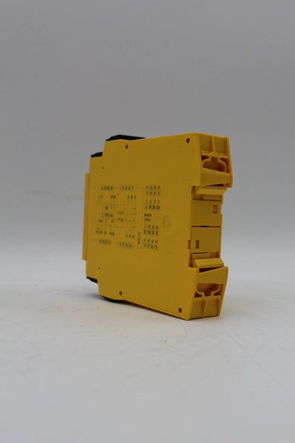 SICK UE 48-20S3D2 Safety Relay