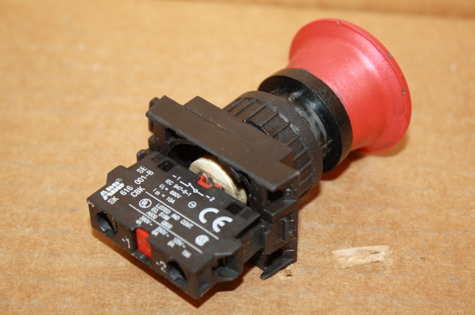 ABB SK616 CONTACT BLOCK WITH SWITCH