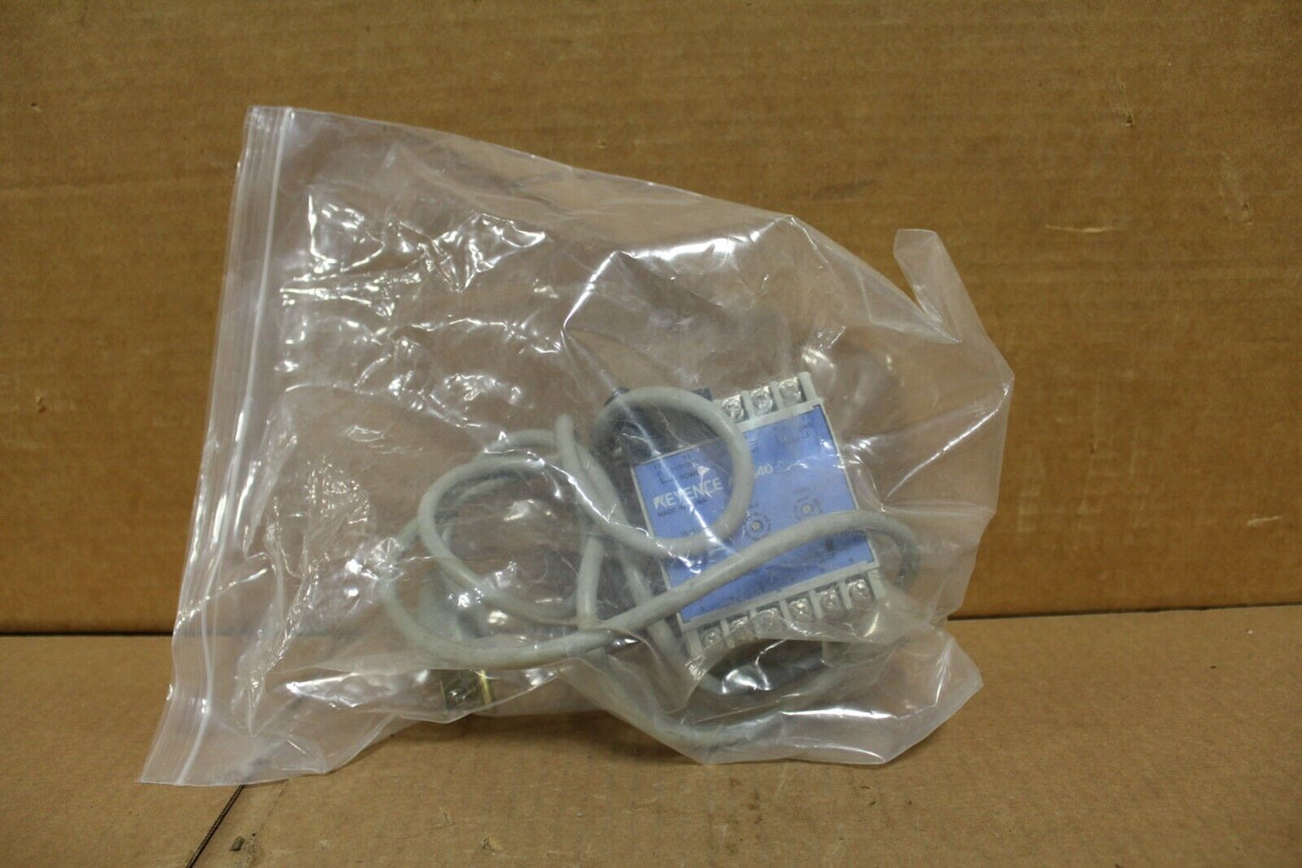 Keyence AS-440-05 Digital Optical Fiber Amplifier