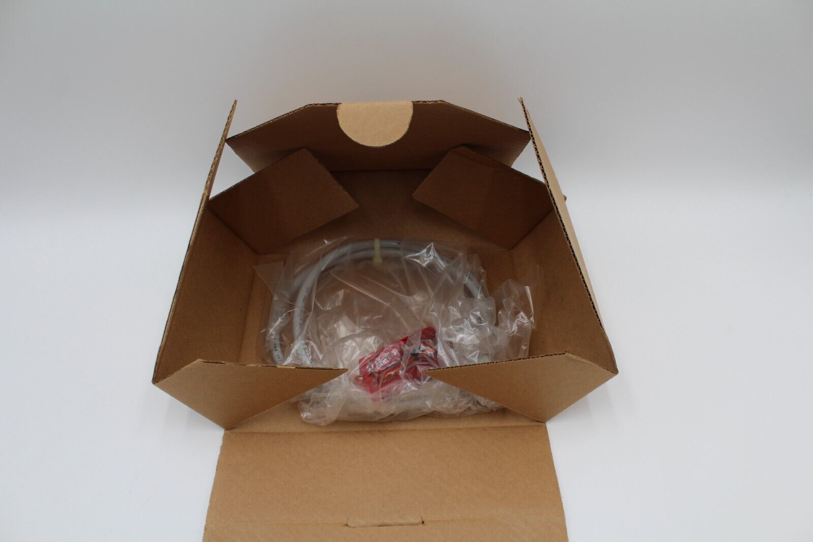 Allen Bradley 1492-CABLE010A Pre-Wired Cable