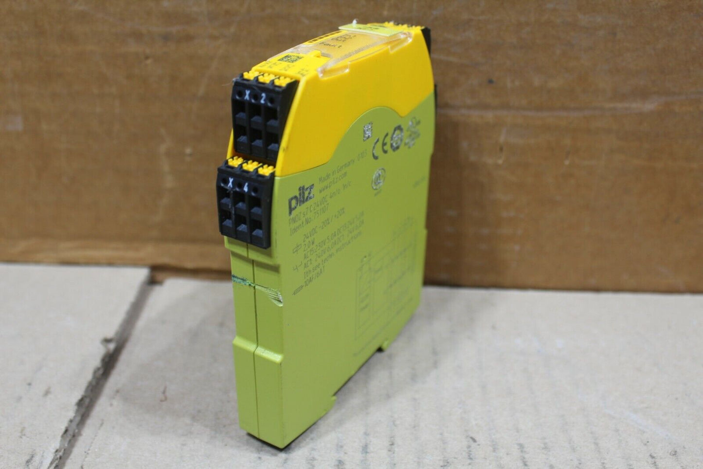 Pilz PNOZ s7 Safety Relay
