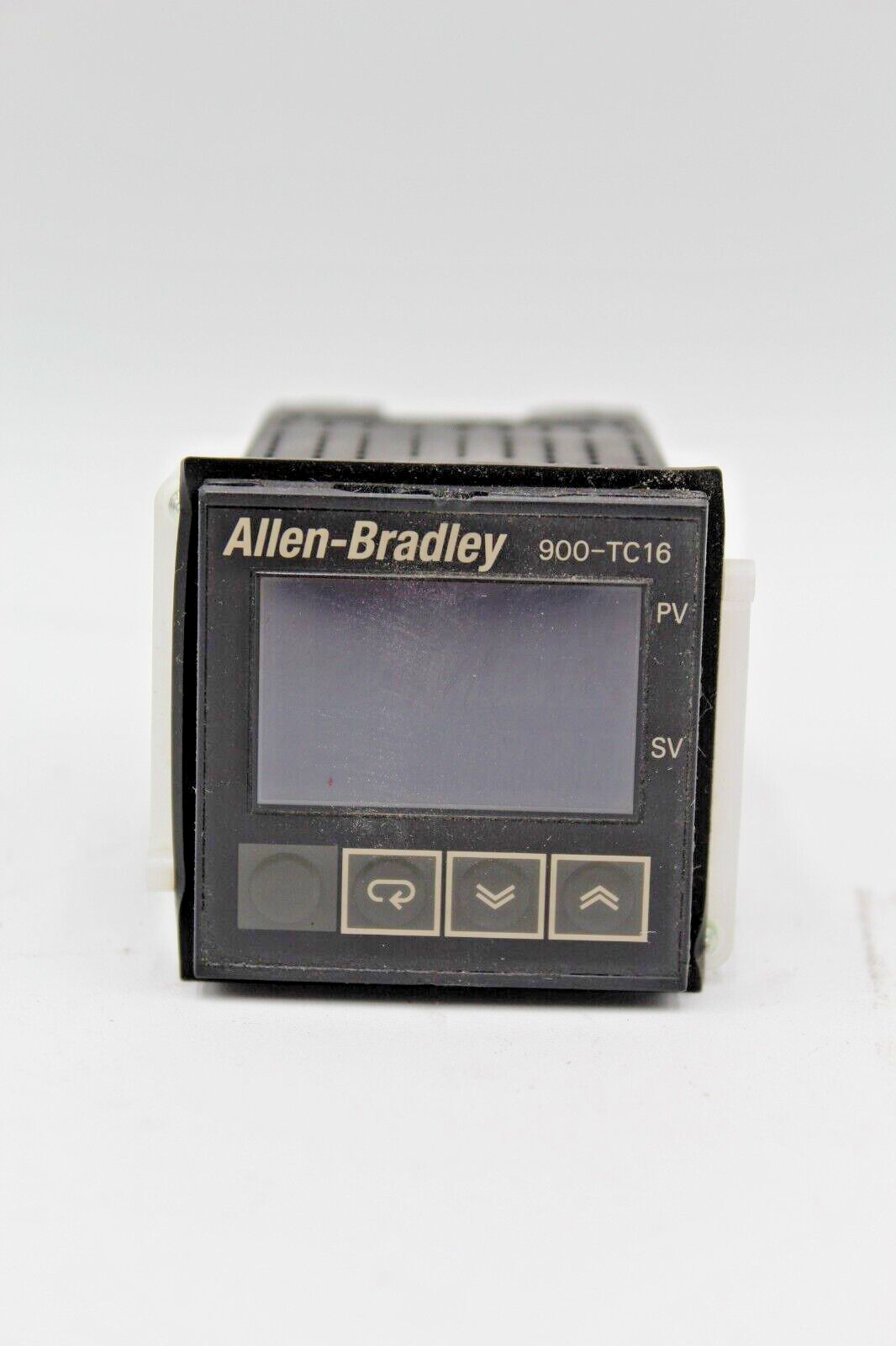 Allen-Bradley 900-TC16VGTU25 Temperature Controller