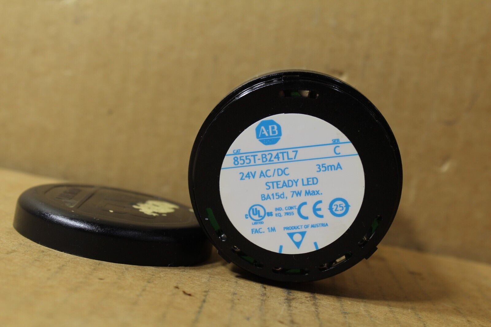 Allen-Bradley 855T-B24TL7 White Stack Light