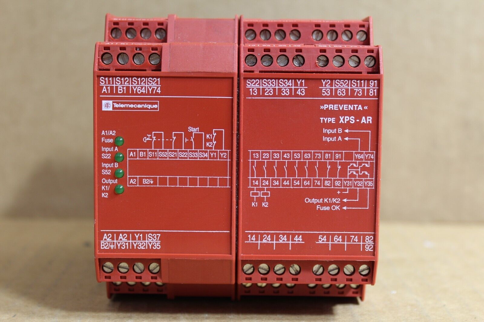 Schneider Electric Telemecanique XPSAR351144P Safety Module