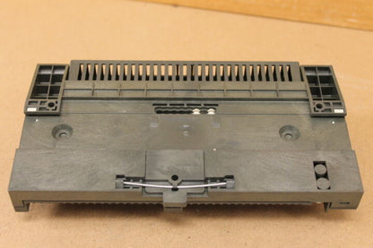 SIEMENS ET200B-32DO BLOCK/OUTPUT 6ES7 132-0BL01-0XB0 AND 6ES7 193-0CB10-0XA0 