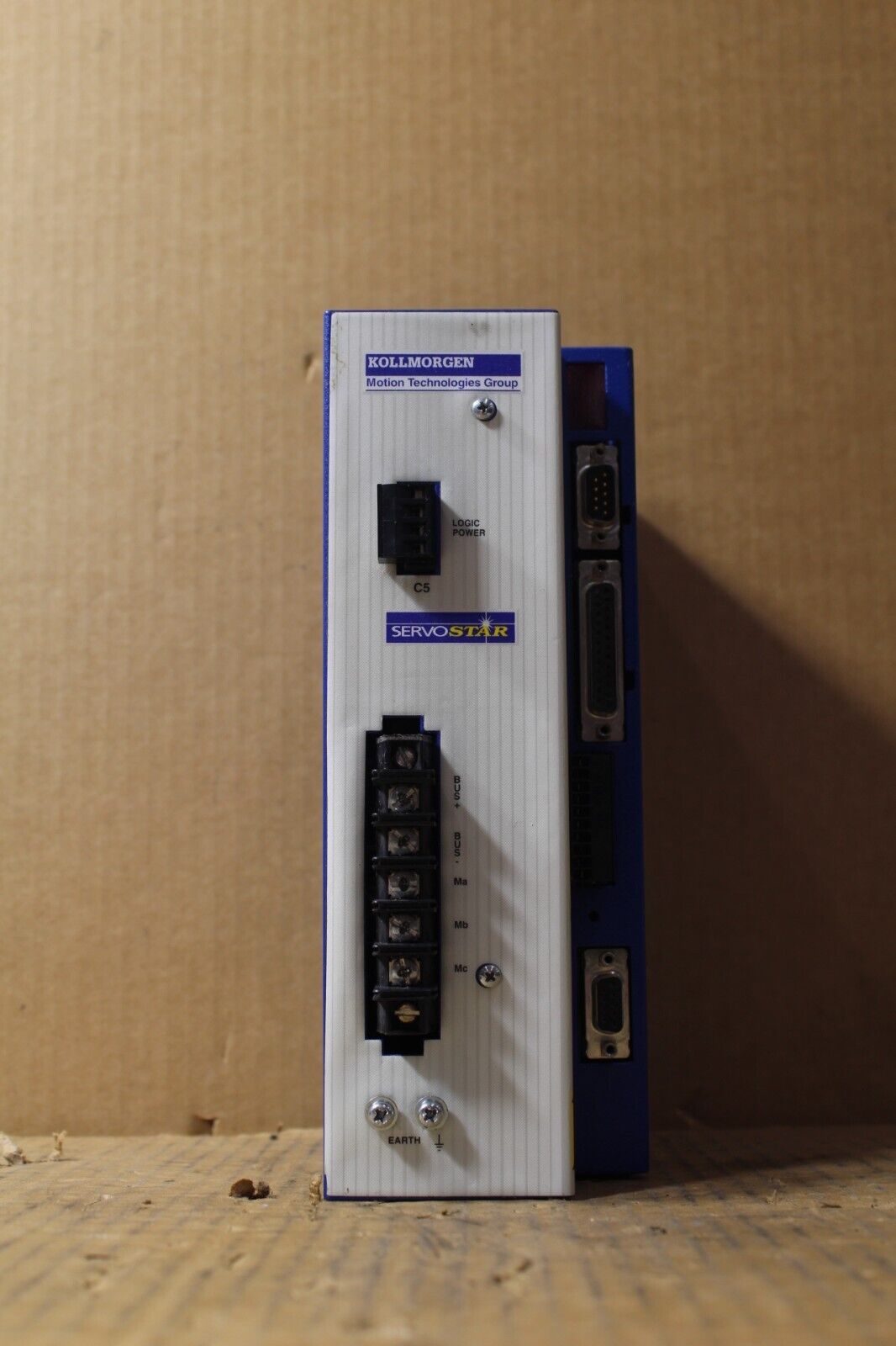 Kollmorgen SR10004-000000 ServoStar Drive