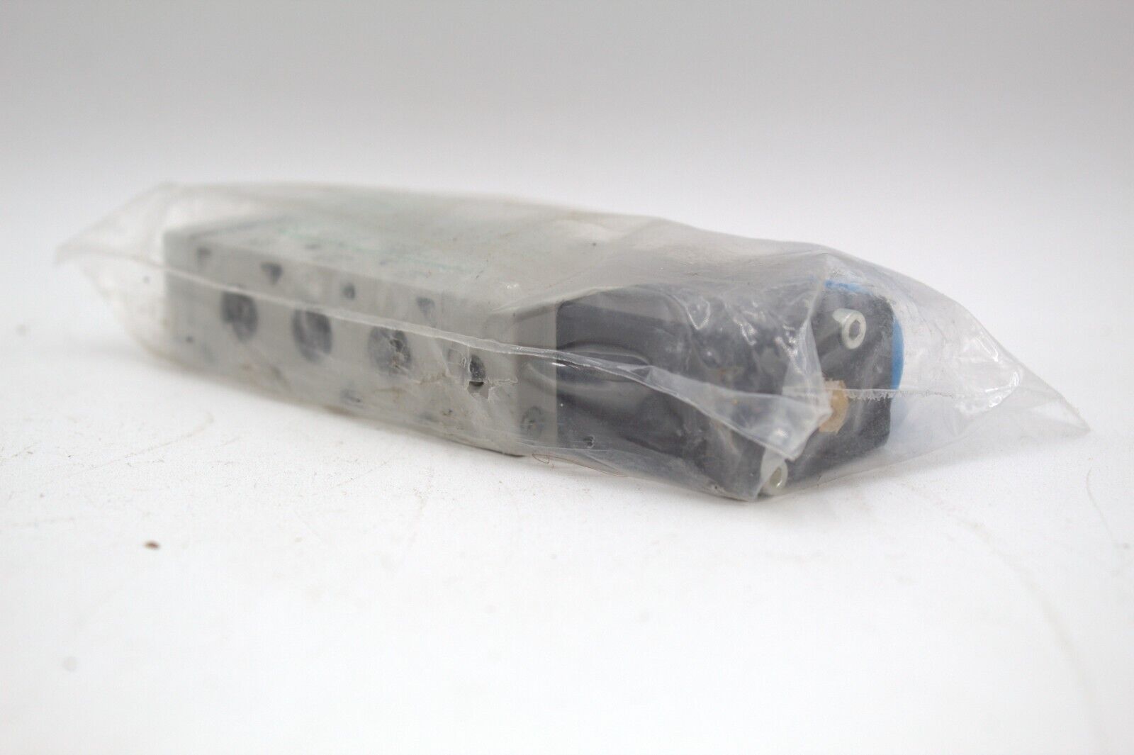 Numatics L11BA452B017G61 Pneumatic Valve