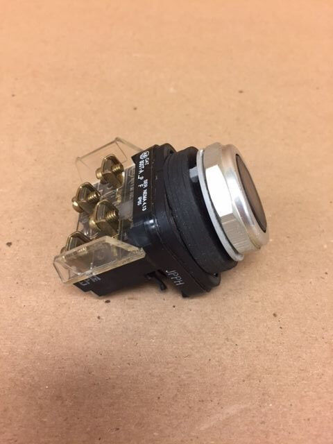 ALLEN BRADLEY 800T-A_P SER. F BLACK PUSH BUTTON