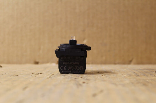 Allen-Bradley 800F-N5Y Pilot Light