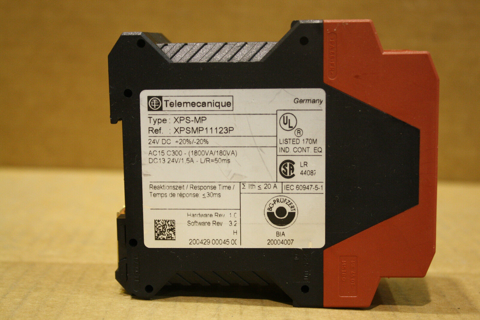TELEMECANIQUE XPS-MP SAFETY RELAY XPSMP11123P