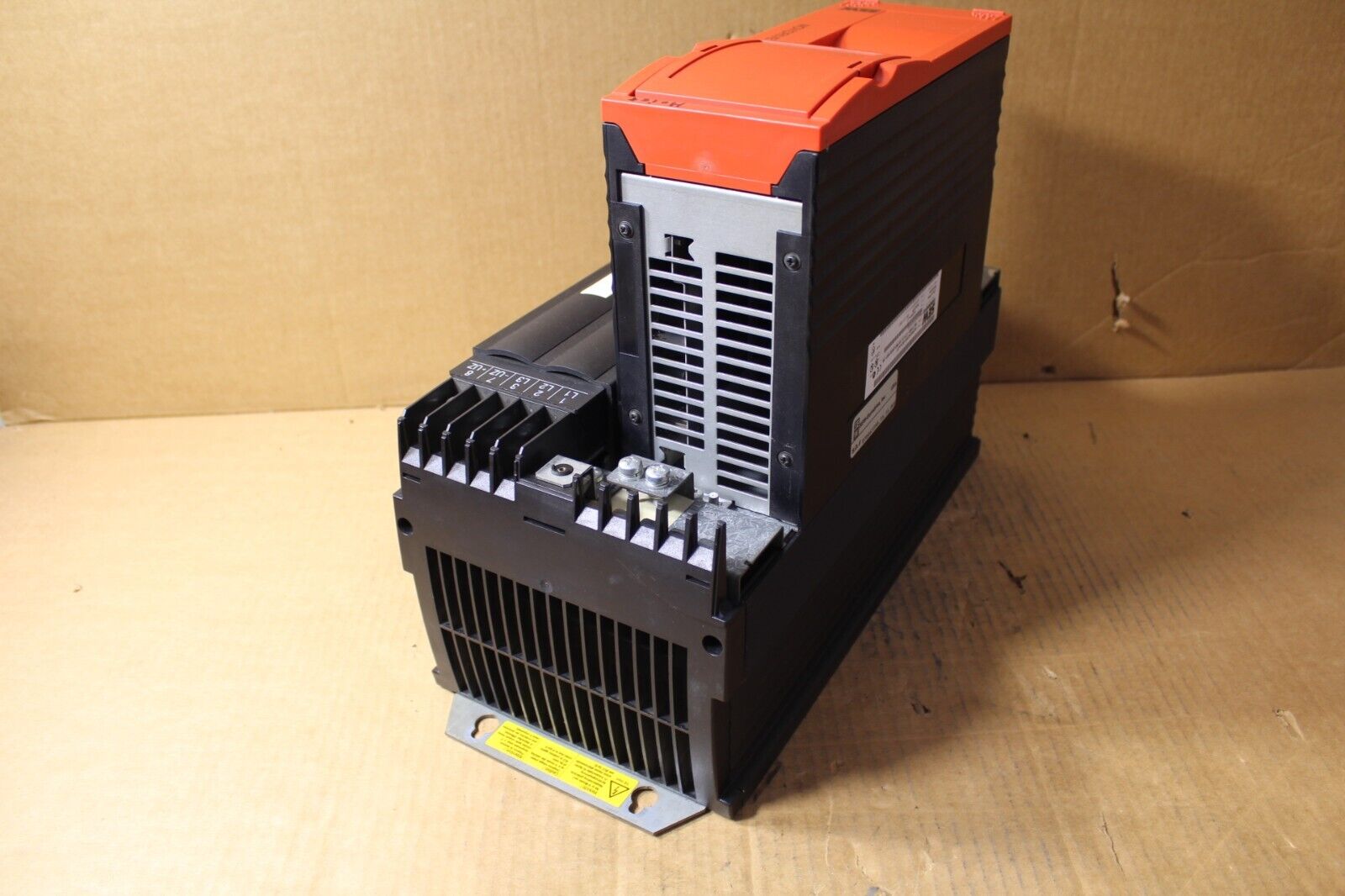 Sew Eurodrive MDS60A0300-503-4-0T Movidrive 300hp Missing Covers