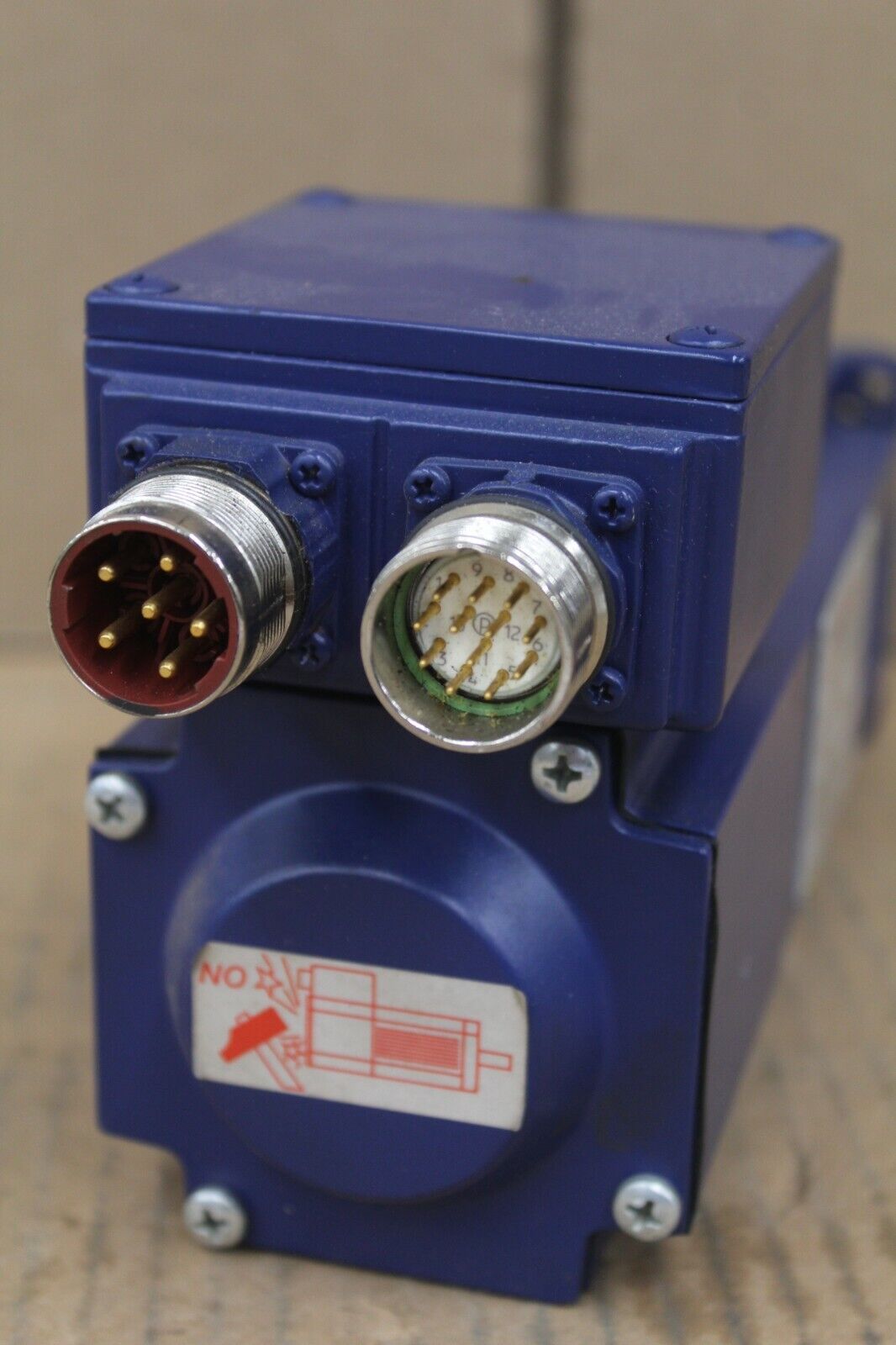 Moog N0-V3-030-17-02-GS-A4 Motor