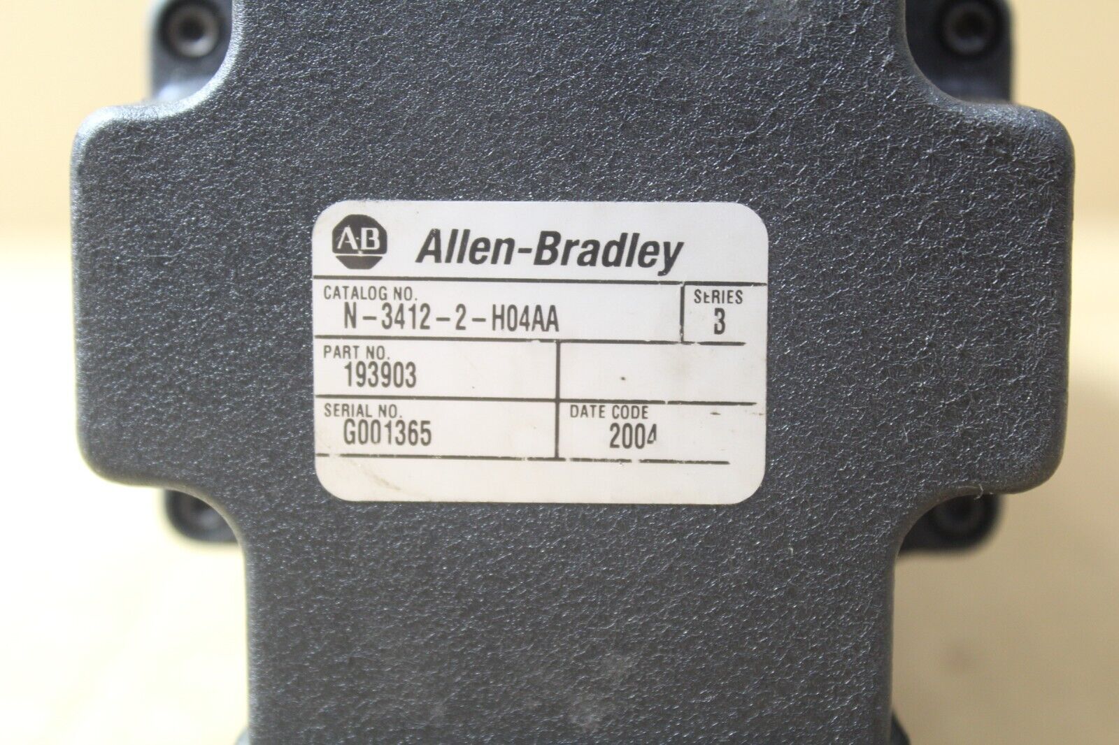 Allen-Bradley N-3412-2-H04AA Servo Motor w/ PS90-010-SH Bayside Gearbox