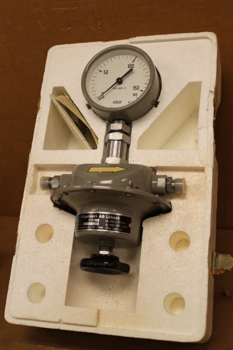 DRAGERWERK AG LUBECK D14315 PRESSURE REDUCER