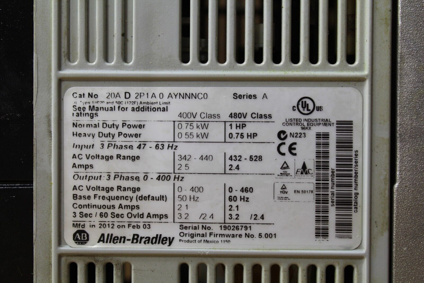 Allen-Bradley 20AD2P1A0AYNNNC0 PowerFlex 70 AC Drive (Cracked Case)