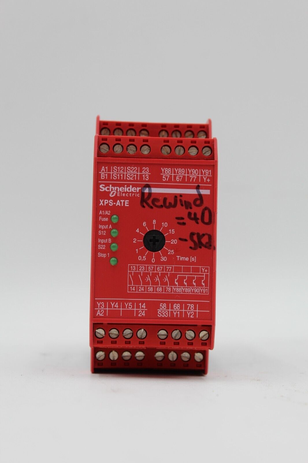 Schneider Electric XPSATE5110P Safety Relay