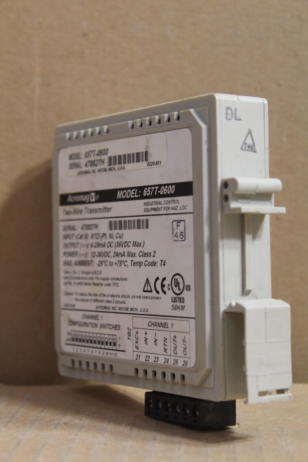 Acromag 657T-0600 Signal Isolator