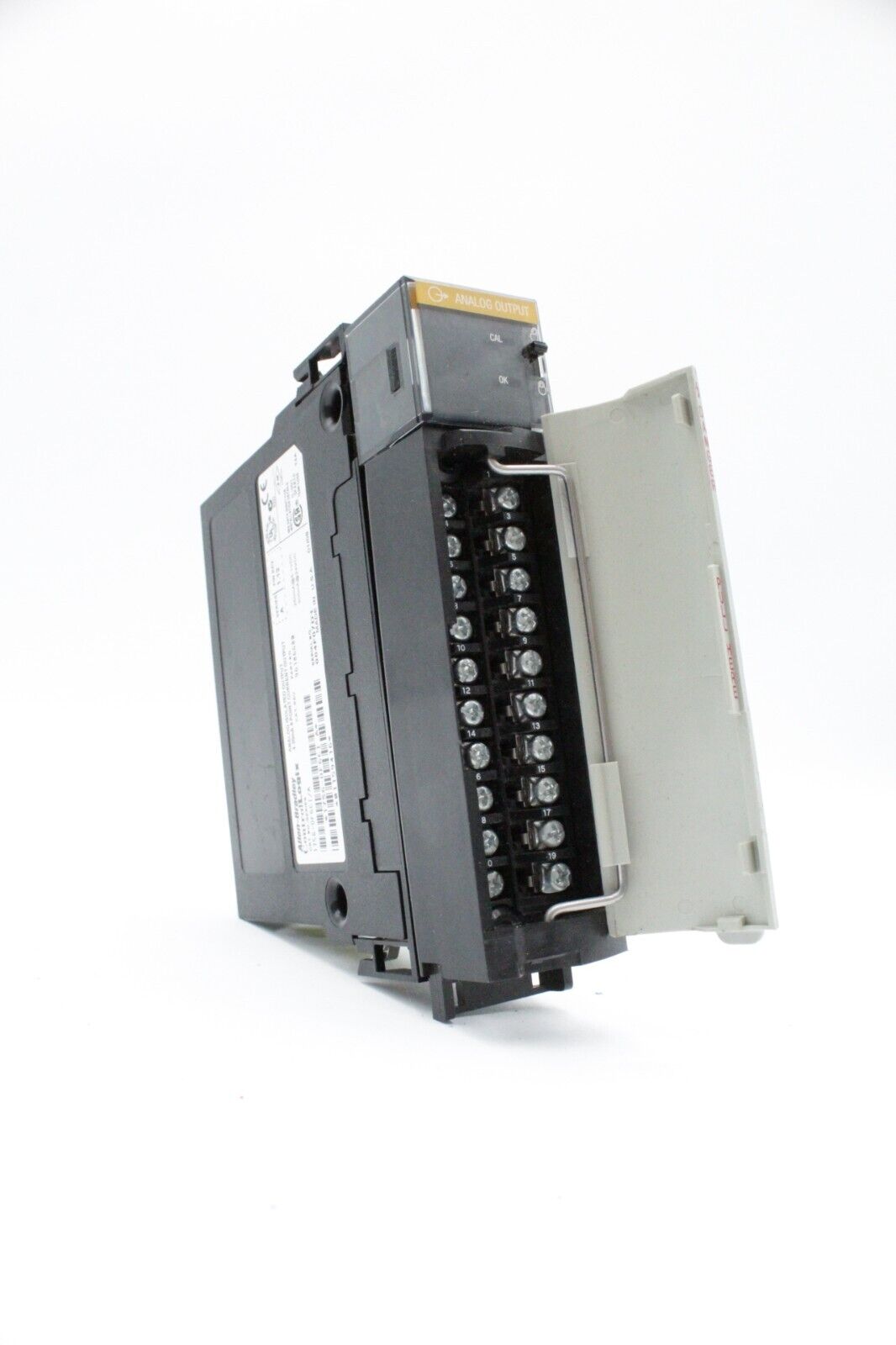 Allen-Bradley 1756-OF6CI/A Analog Isolated Output Module (Cracked Door)