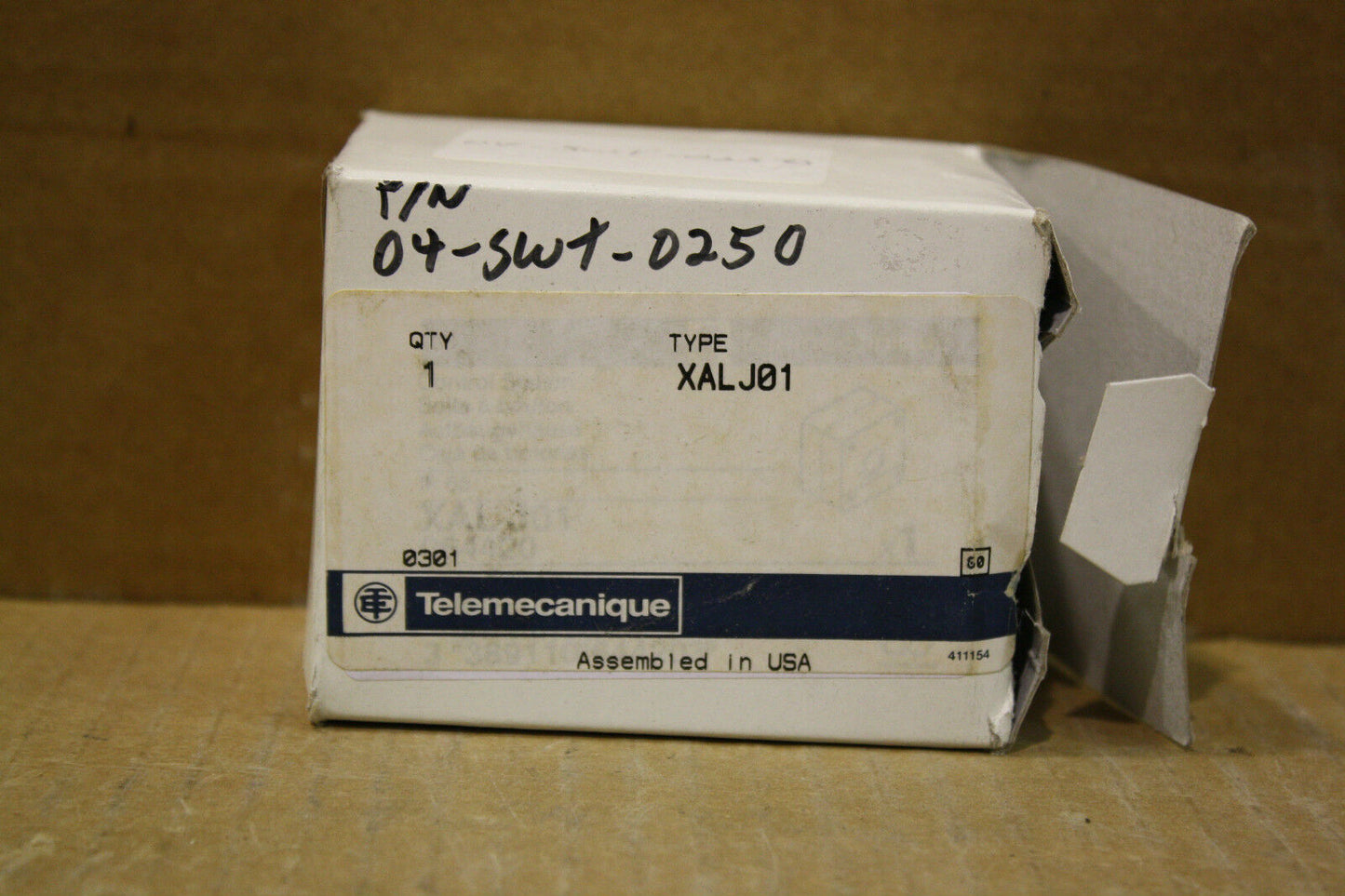 TELEMECANIQUE XALJ01 CONTROL STATION