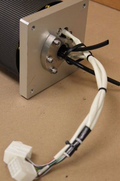 NSK JS2014CN502 SERVO MOTOR 2J0XH071