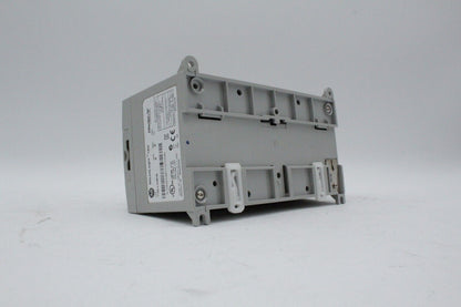 Allen-Bradley 1766-L32BXB MicroLogix 1400 Controller Module (Missing Wire Cover)