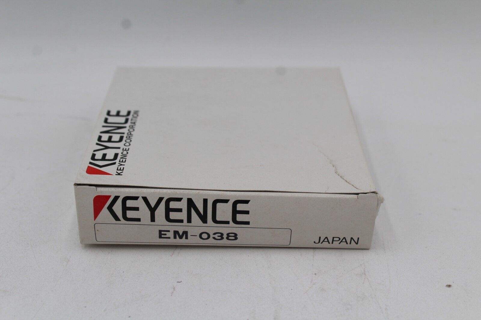 Keyence EM-038 Proximity Switch Sensor