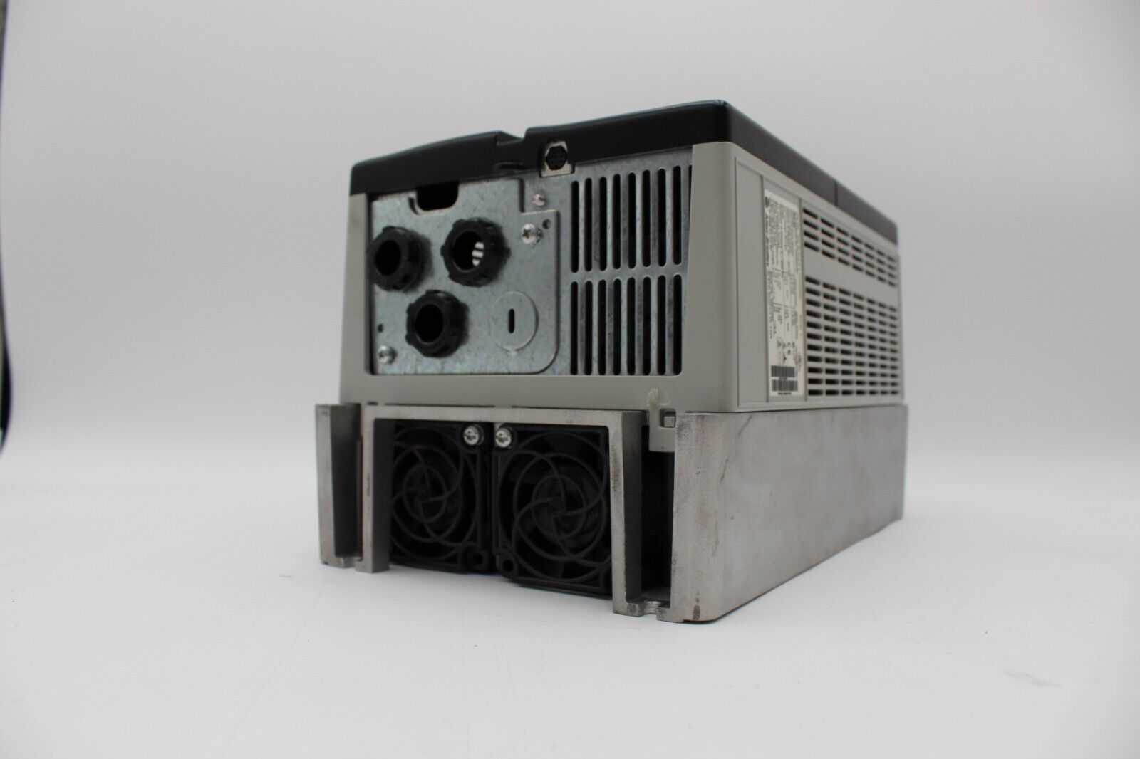 Allen-Bradley 20AD014A0AYNANNN PowerFlex 70 AC Drive