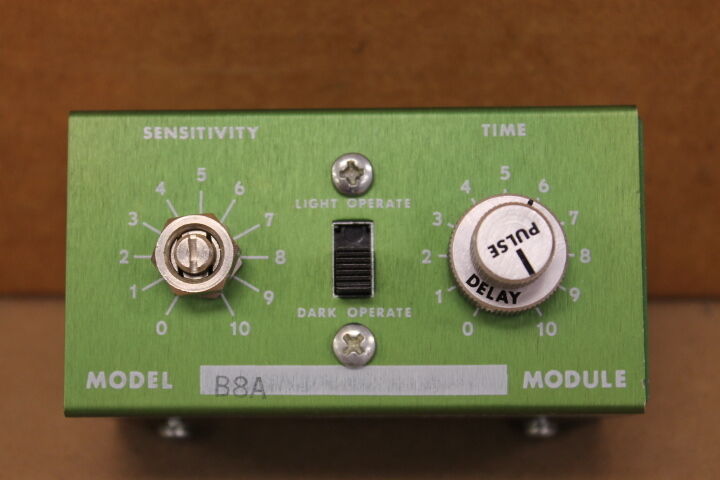 BANNER B8A MODULE