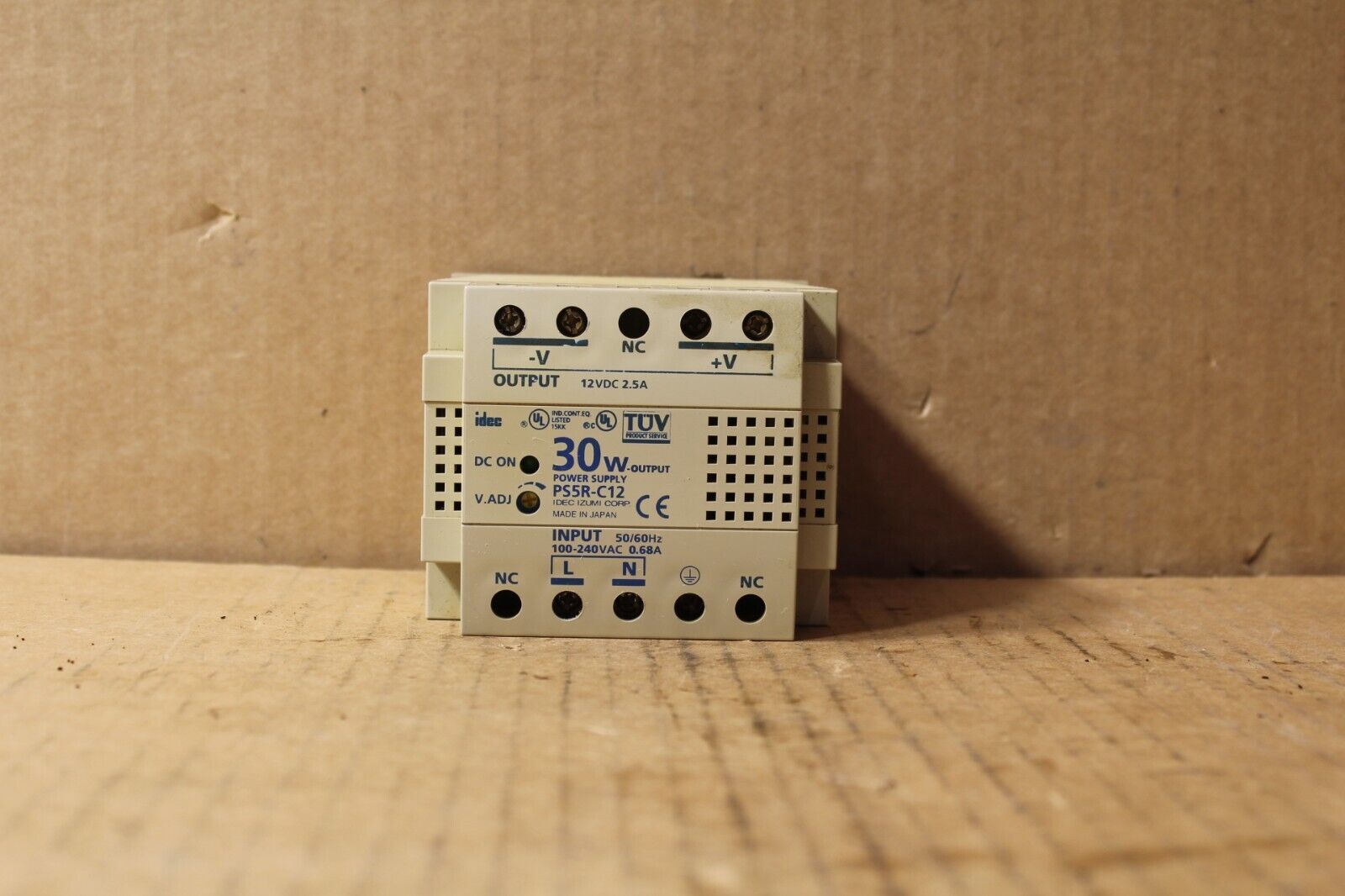 Idec PS5R-C12 Power Supply