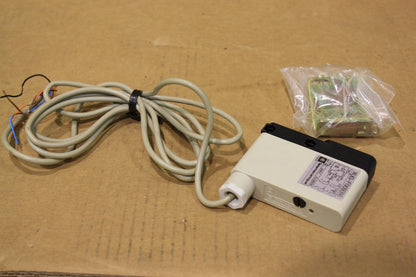 TELEMECANIQUE XUGH1401222 PHOTO ELECTRIC SENSOR AMPLIFIER