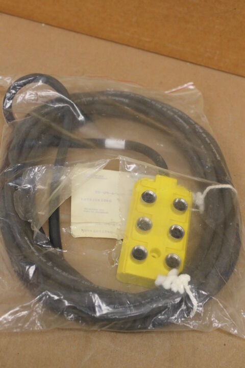 BALLUFF BKS-S22-MIB-6-PU-05 DISTRIBUTION BOX