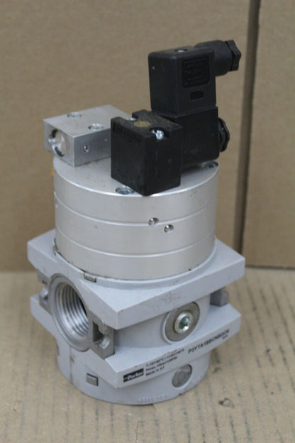 Parker P3YTA18SCNB2CN Valve