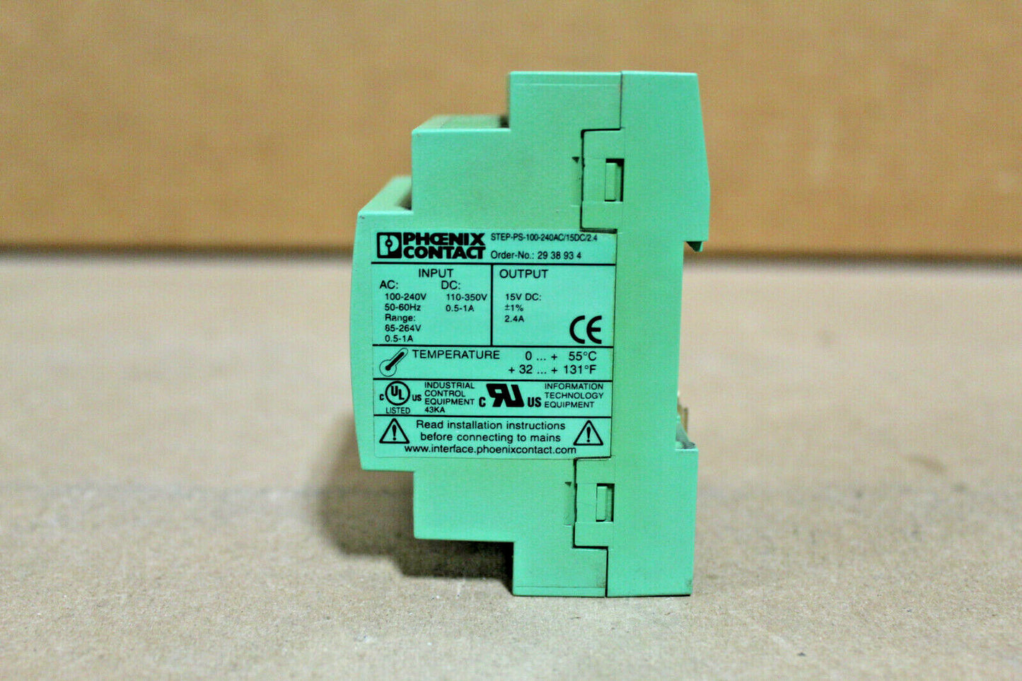 Phoenix Contact STEP-PS-100-240AC/15DC/2.4 Power Controller