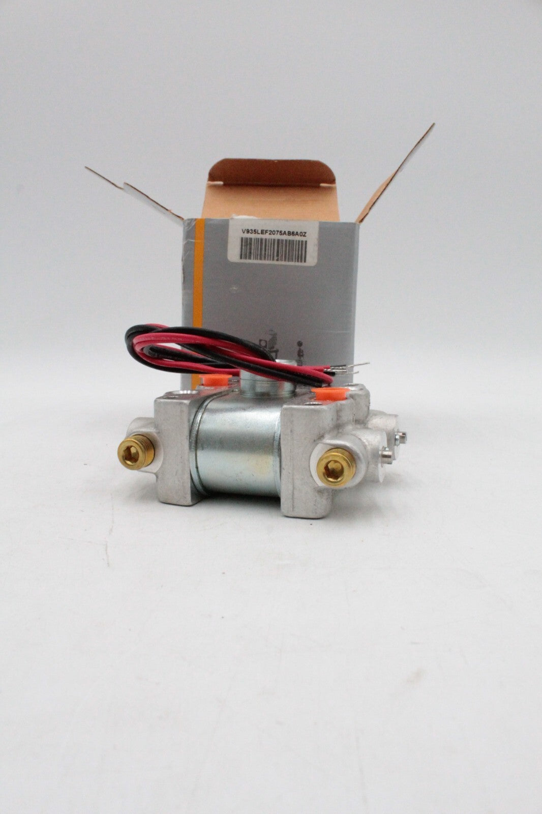 Parker V935LEF2100AB6A0Z 4-Way Solenoid Valve NOB