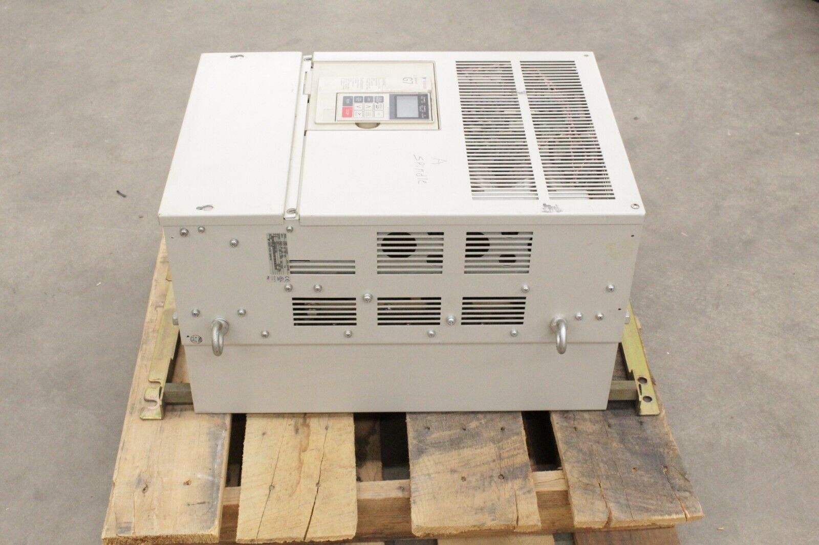 Yaskawa CIMR-G7U2037 G7 Varispeed Inverter Drive