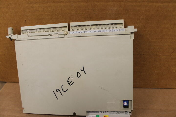 SIEMENS 6ES5430-4UA12 DIGITAL INPUT