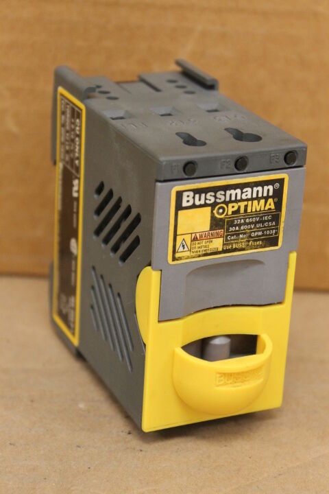 BUSSMAN OPM-1038 (LOT OF 2) OVERCURRENT PROTECTION MODULES
