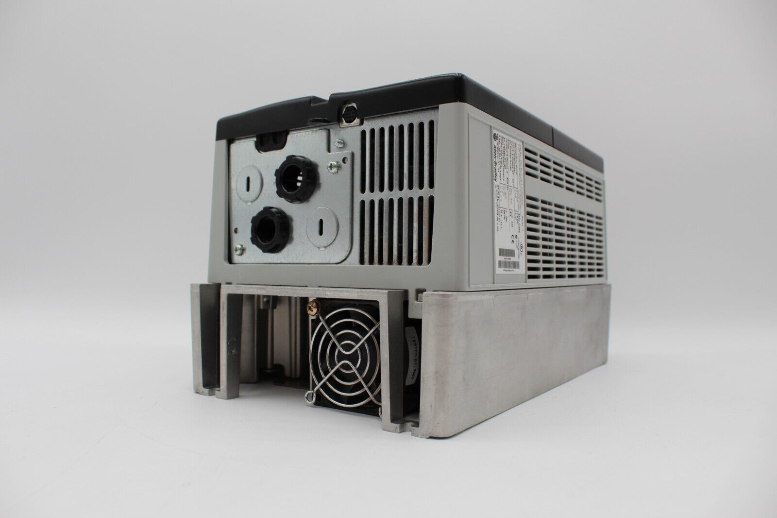 Allen-Bradley 20AD011A3AYNANNN PowerFlex 70 AC Drive