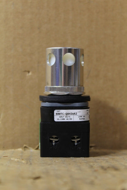 Allen-Bradley 800TC-QAH2WA2 White Push Button