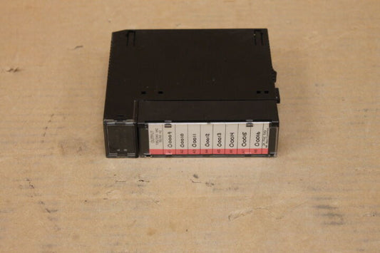 GE FANUC IC693MDL330C OUTPUT 120/240 VAC