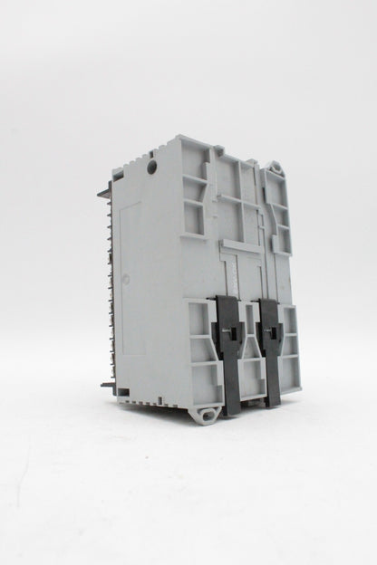 Allen-Bradley 1791-24A8 32 Point I/O Block Module