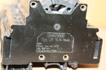 PHOENIX CONTACT UK10,3-HESI LOT OF 7 FUSE HOLDERS