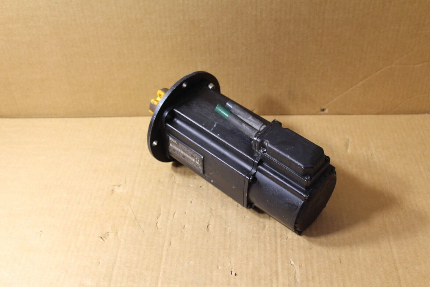 Rexroth Indramat MKD071B-061-GP0-KN Permanent Magnet Servo Motor