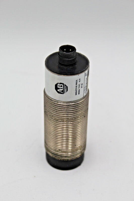 Allen-Bradley 871C-D15NP30-D4 Inductive Proximity Sensor
